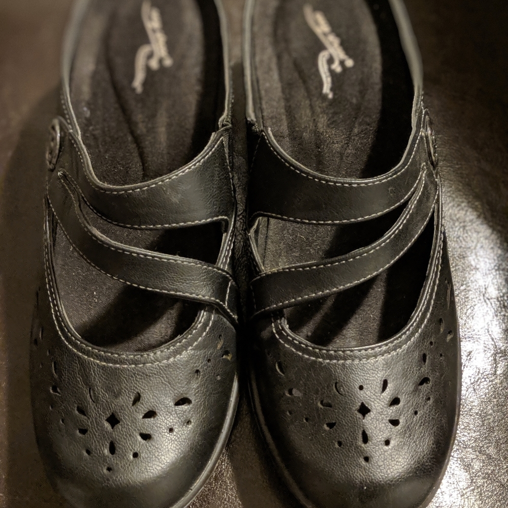 Easy Street Shoes